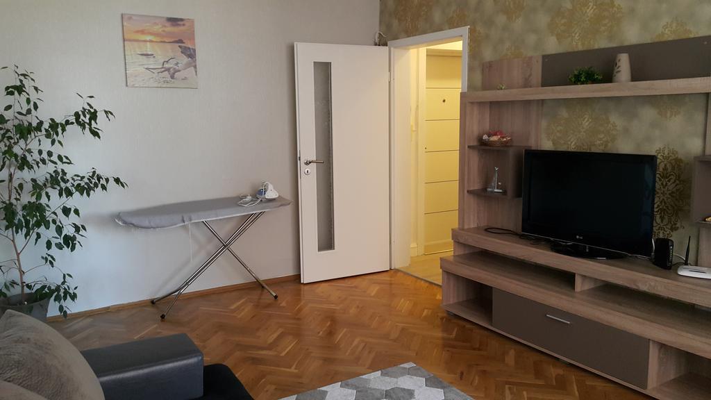 Apartment Plamen Delux Burgas Exterior photo
